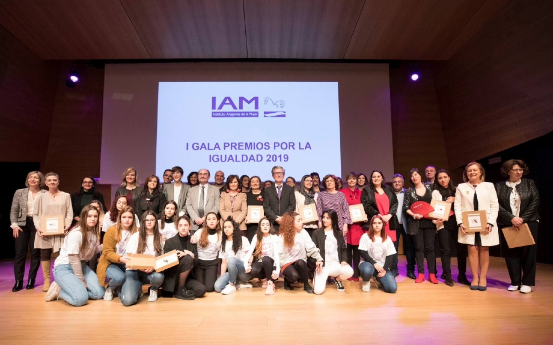 Los I Premios por la Igualdad en Aragón reconocen el trabajo de 11 entidades y personas que trabajan por la plena igualdad entre mujeres y hombres
